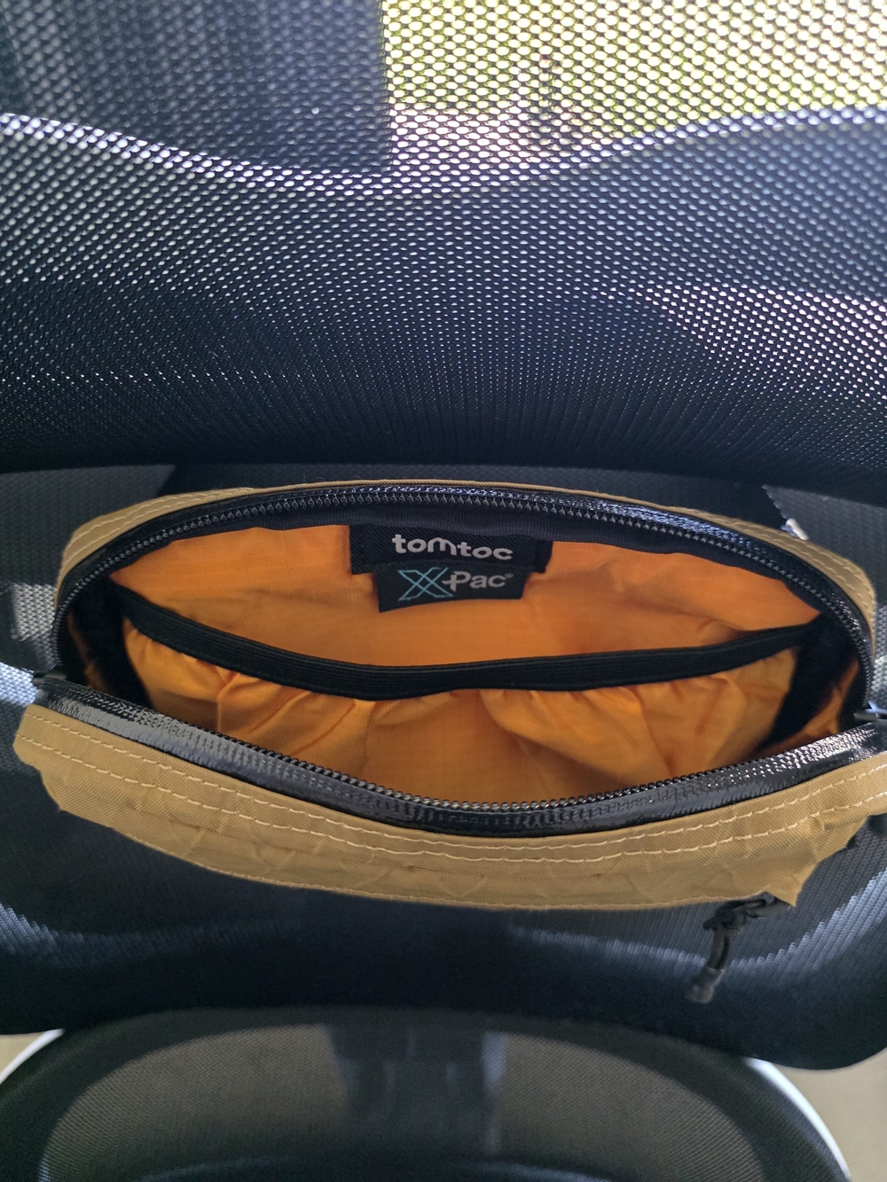 Crossbody Sling Bag. - Picture 3 of 6